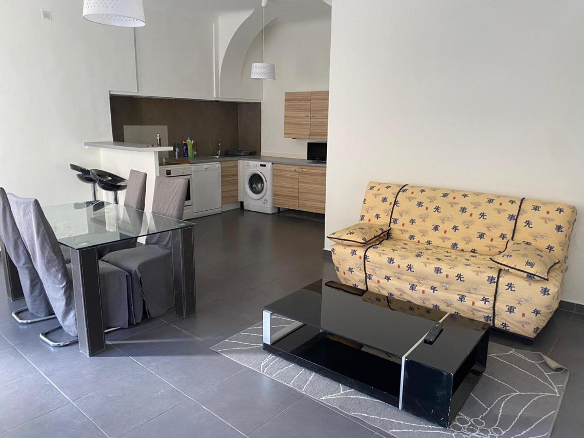 Bienvenue Chez Shiva Lägenhet Châteauneuf-du-Pape Exteriör bild