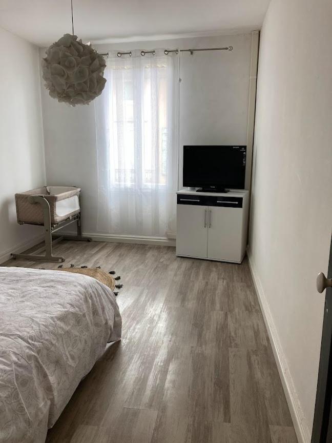 Bienvenue Chez Shiva Lägenhet Châteauneuf-du-Pape Exteriör bild